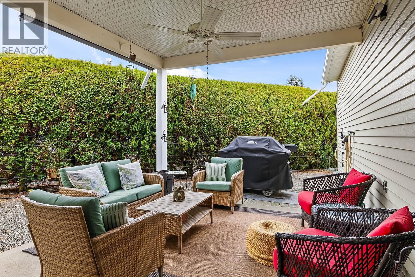 1255 Raymer Avenue Unit# 166. Kelowna, British Columbia