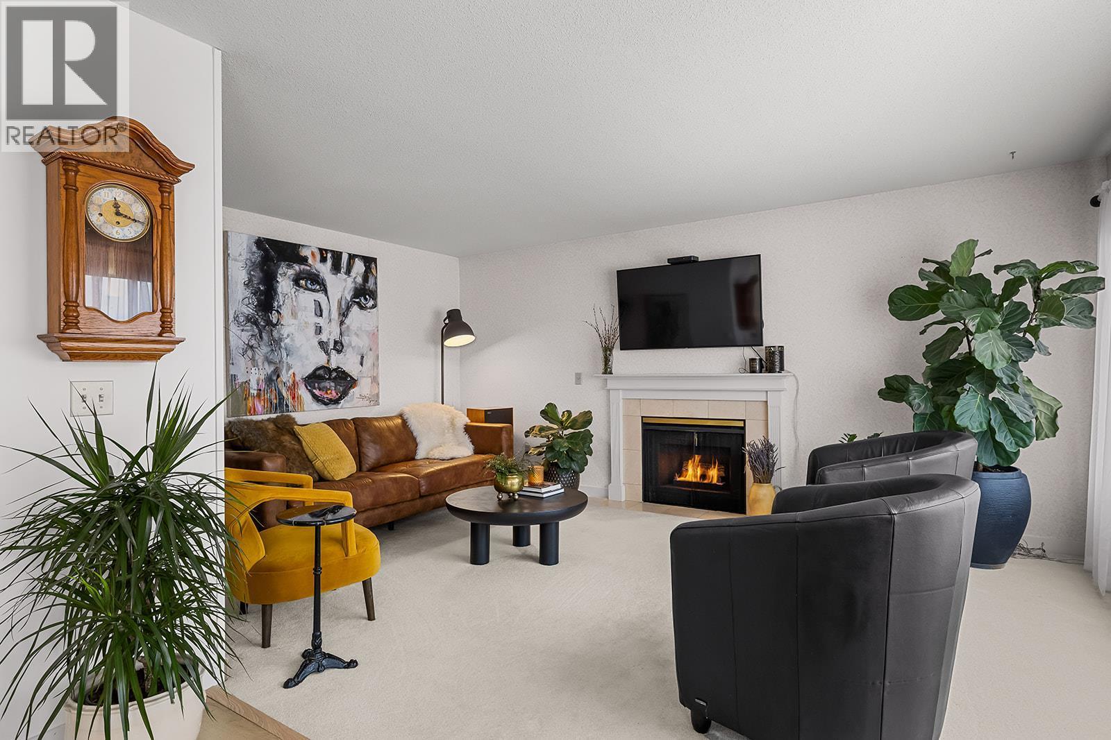 1255 Raymer Avenue Unit# 166. Kelowna, British Columbia