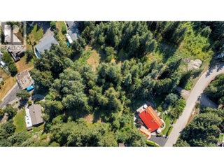 2726 Tranquil Place. Blind Bay, British Columbia
