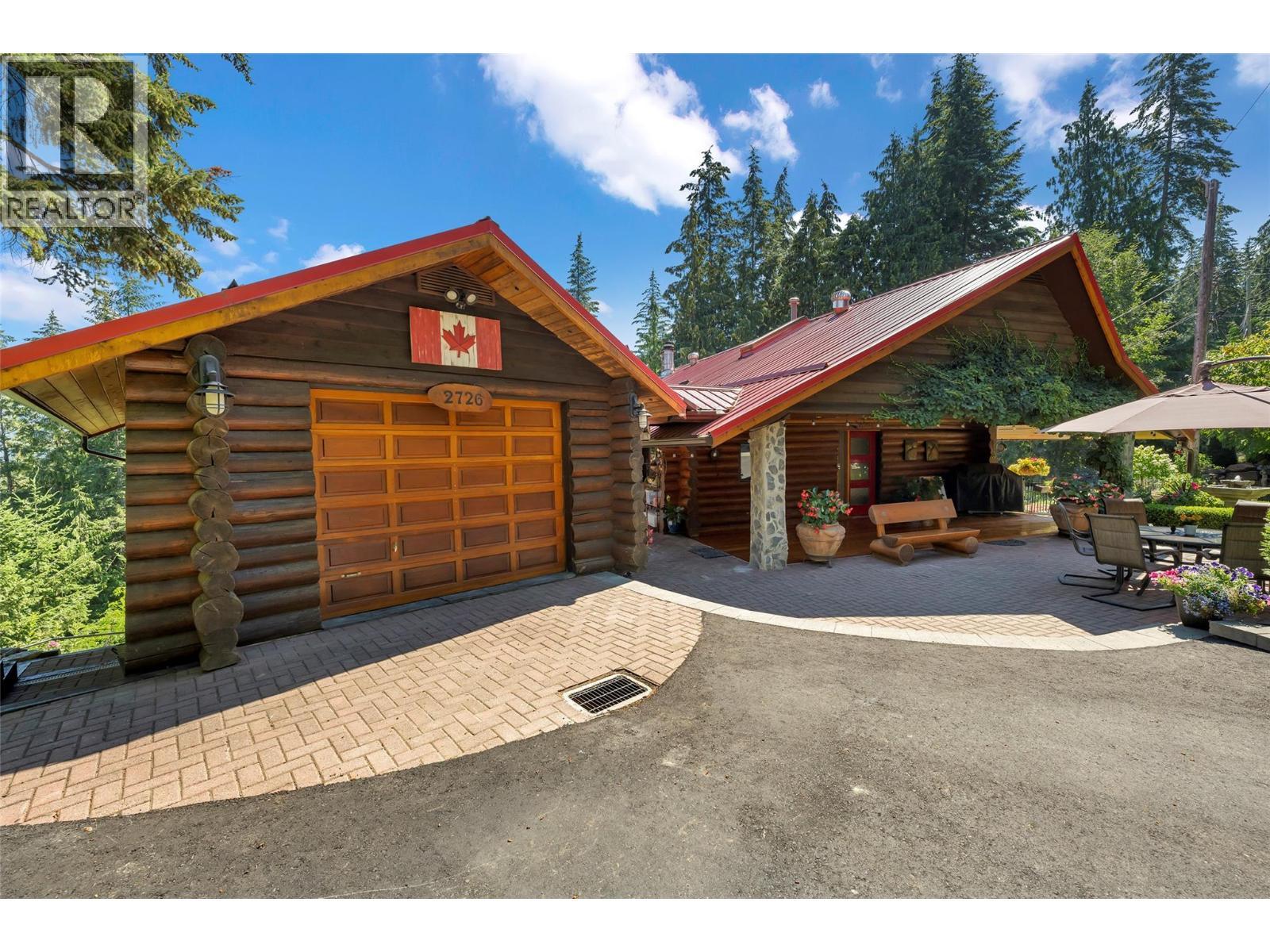 2726 Tranquil Place. Blind Bay, British Columbia