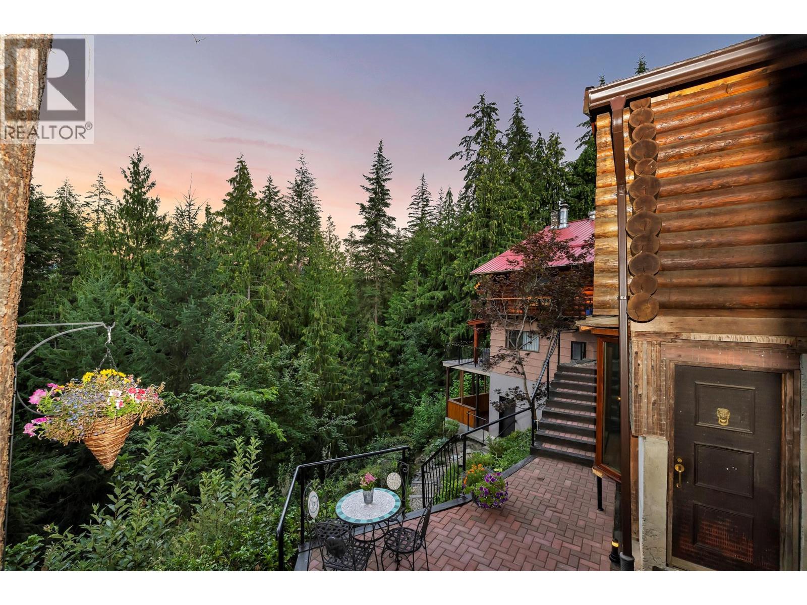 2726 Tranquil Place. Blind Bay, British Columbia