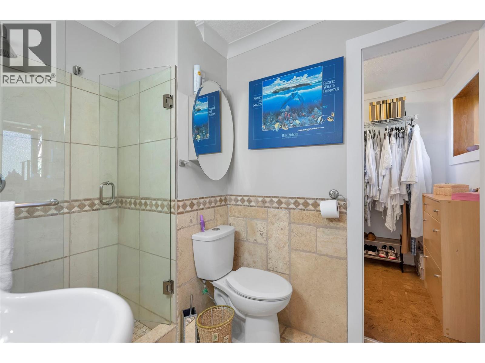 2726 Tranquil Place. Blind Bay, British Columbia