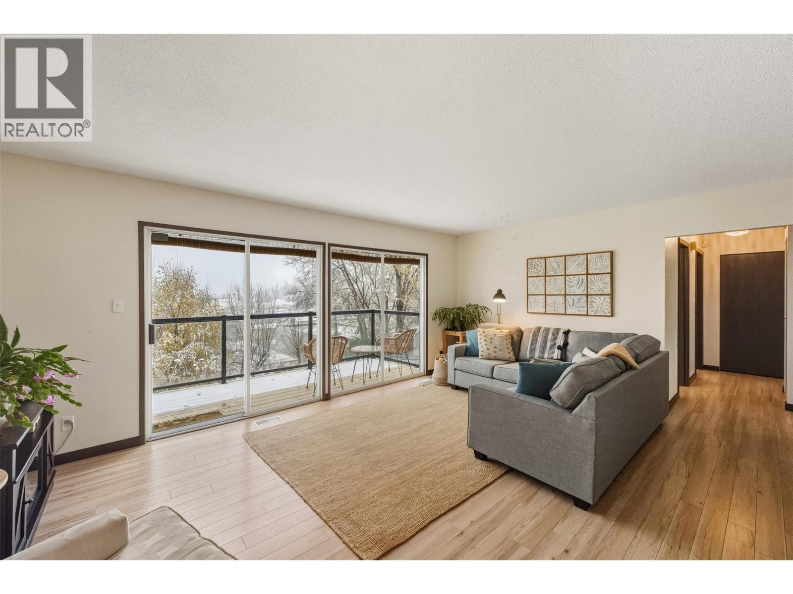 13031 Steven Avenue. Summerland, British Columbia