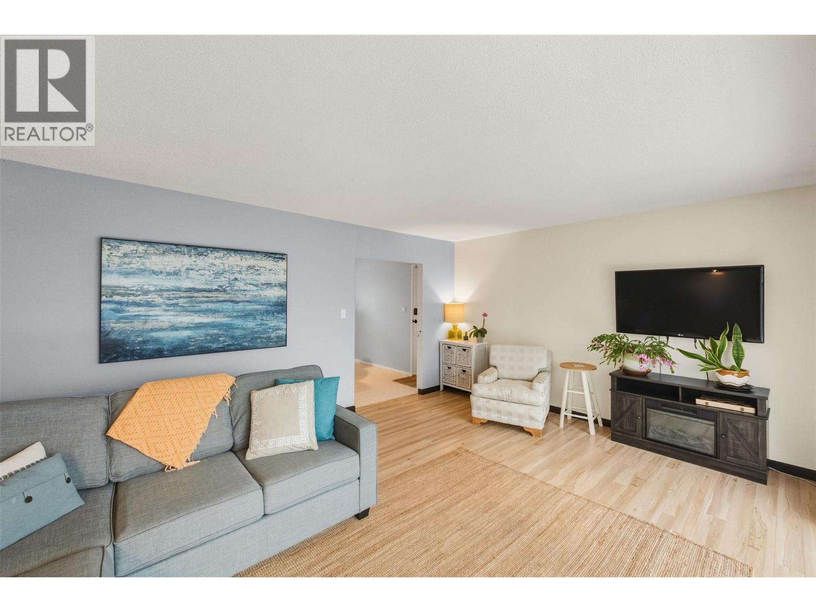 13031 Steven Avenue. Summerland, British Columbia