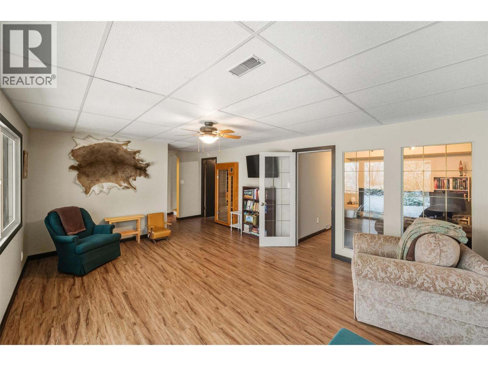 13031 Steven Avenue. Summerland, British Columbia