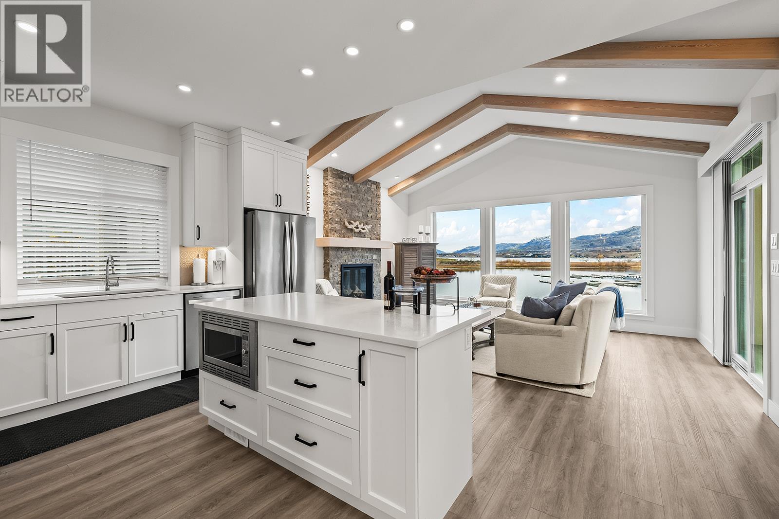 2450 Radio Tower Road Unit# 165. Osoyoos, British Columbia