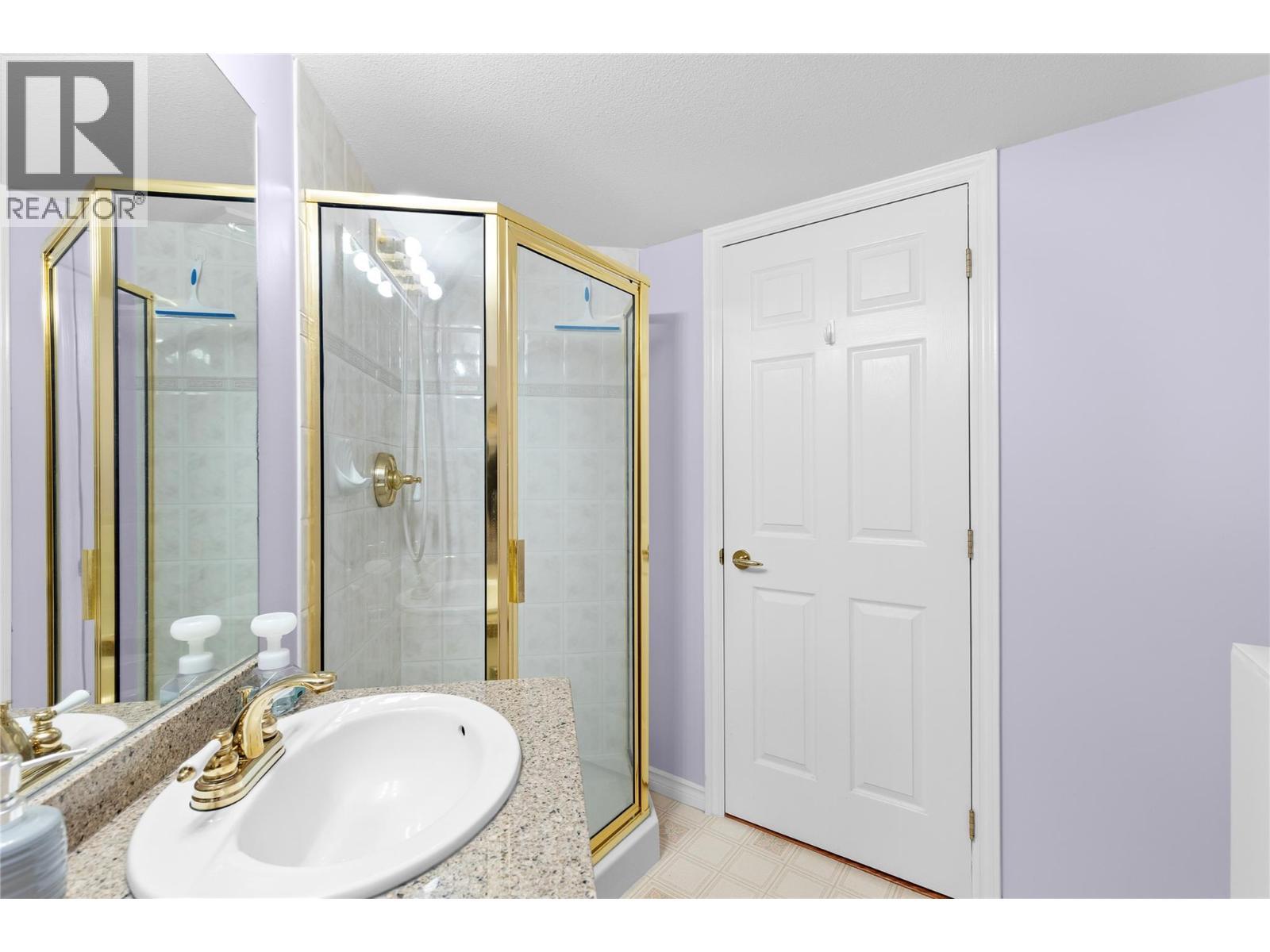 3300 Centennial Drive Unit# 204. Vernon, British Columbia