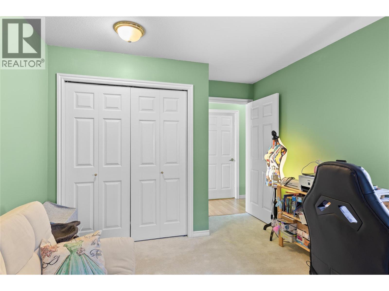 3300 Centennial Drive Unit# 204. Vernon, British Columbia