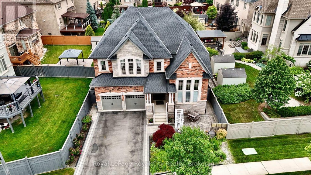 39 Dalmeny Drive, Brampton (credit Valley)