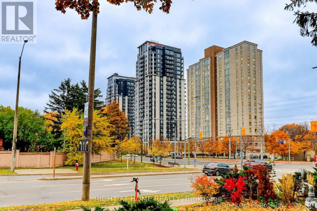 605 - 202 Burnhamthorpe Road E, Mississauga (mississauga Valleys)