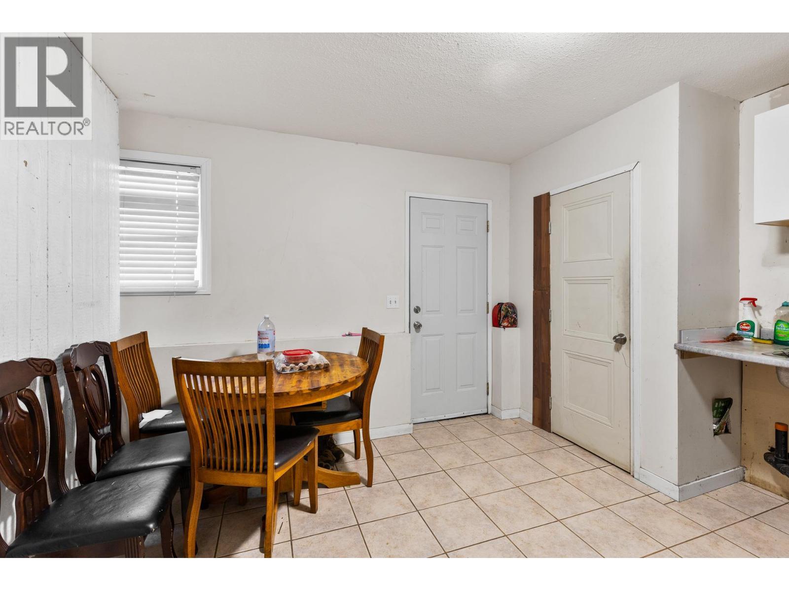 545 Primrose Road. Kelowna, British Columbia