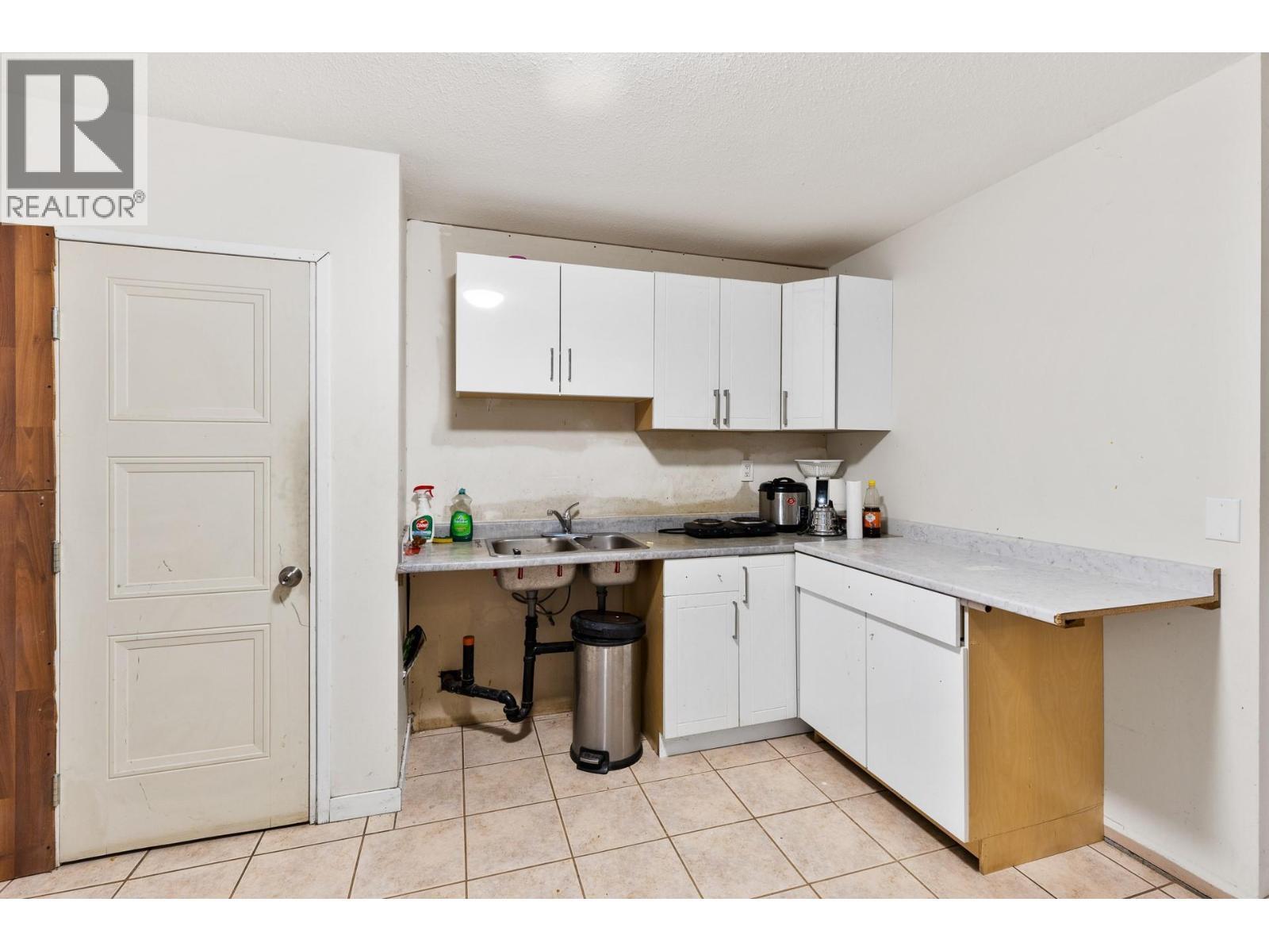 545 Primrose Road. Kelowna, British Columbia