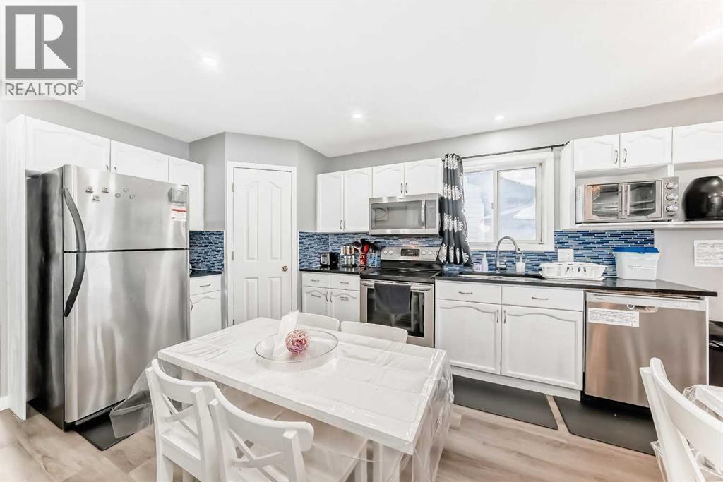 240 Applewood Drive Se, Calgary