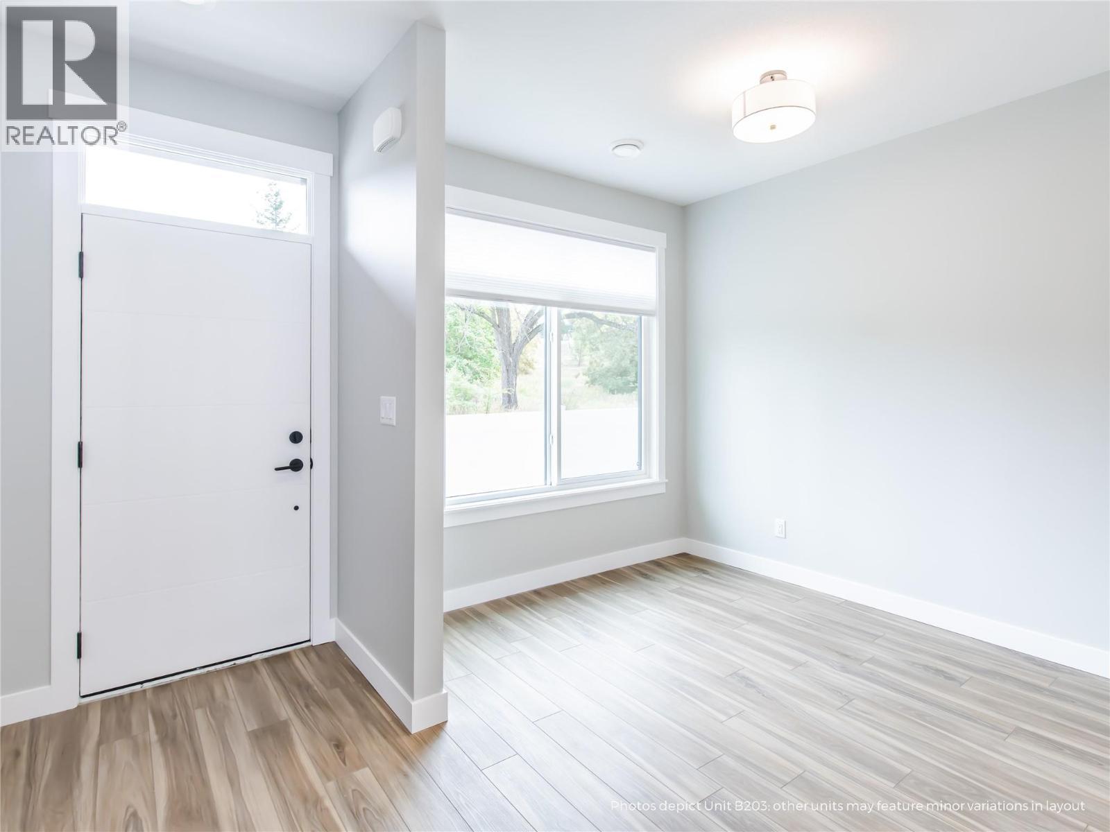 2110 11 Avenue Ne Unit# B204. Salmon Arm, British Columbia