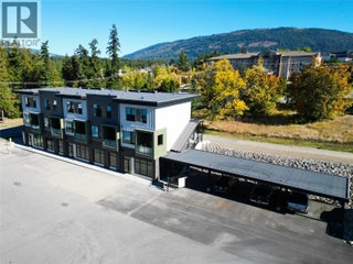 2110 11 Avenue Ne Unit# B204. Salmon Arm, British Columbia