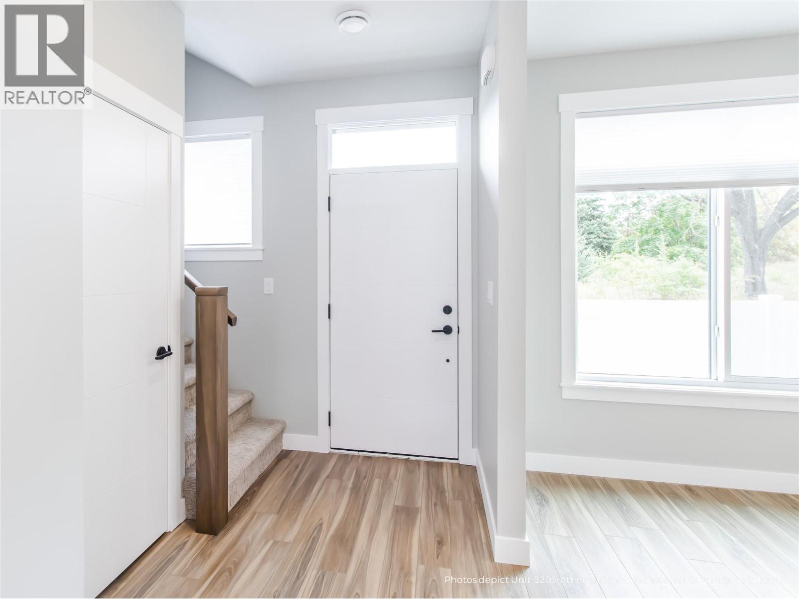 2110 11 Avenue Ne Unit# B204. Salmon Arm, British Columbia