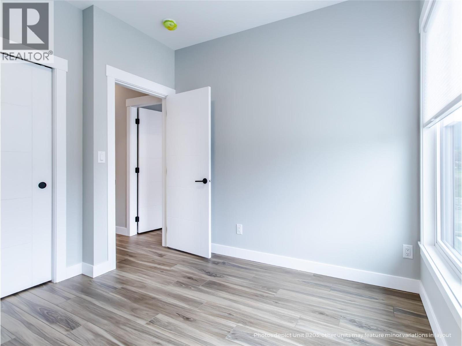 2110 11 Avenue Ne Unit# B204. Salmon Arm, British Columbia