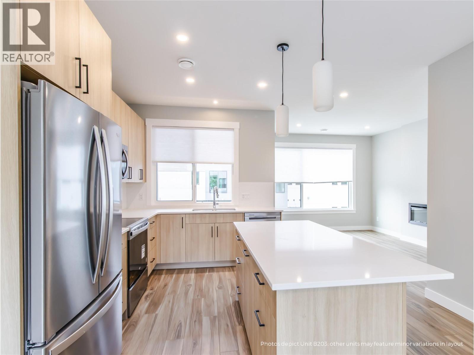 2110 11 Avenue Ne Unit# B204. Salmon Arm, British Columbia