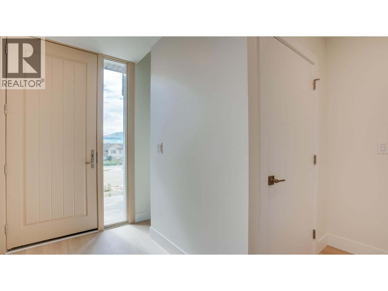 5705 Heritage Drive Unit# 16. Vernon, British Columbia