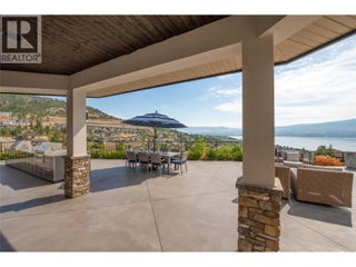 1520 Vineyard Drive. West Kelowna, British Columbia
