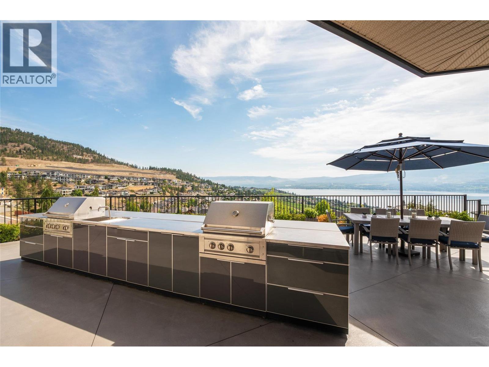 1520 Vineyard Drive. West Kelowna, British Columbia