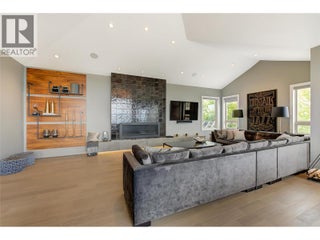 1520 Vineyard Drive. West Kelowna, British Columbia