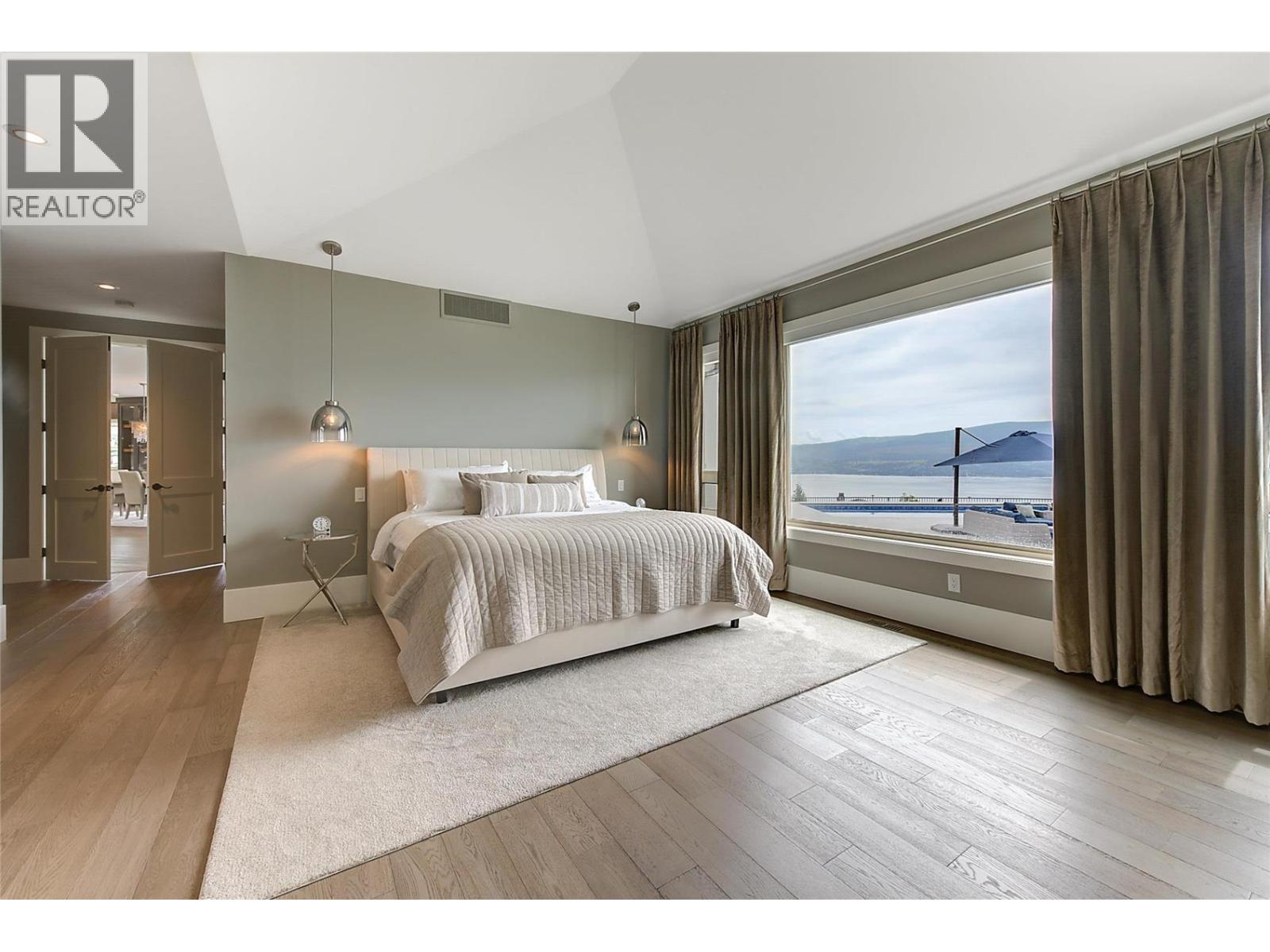 1520 Vineyard Drive. West Kelowna, British Columbia