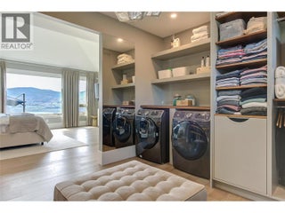 1520 Vineyard Drive. West Kelowna, British Columbia