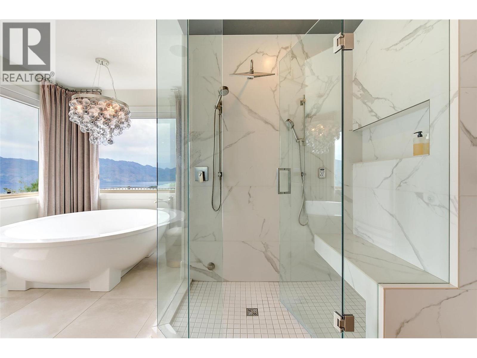 1520 Vineyard Drive. West Kelowna, British Columbia