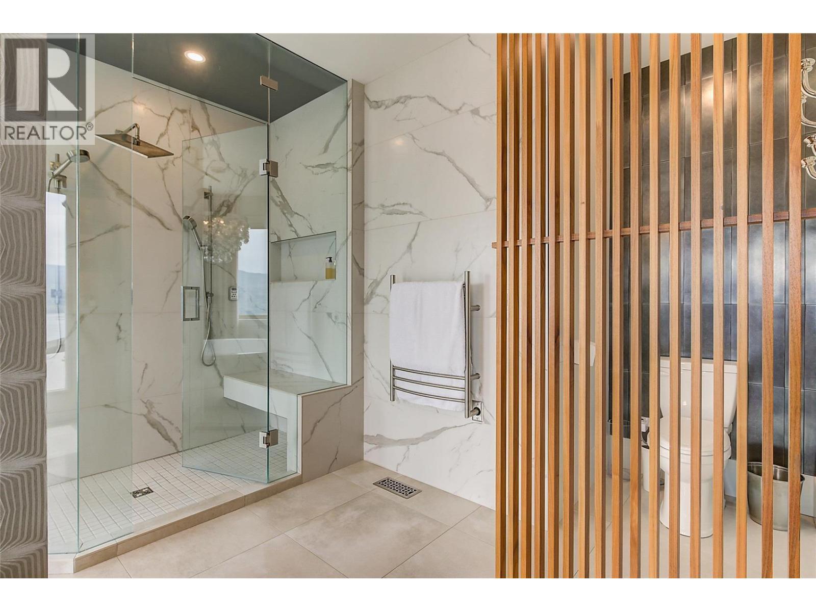 1520 Vineyard Drive. West Kelowna, British Columbia