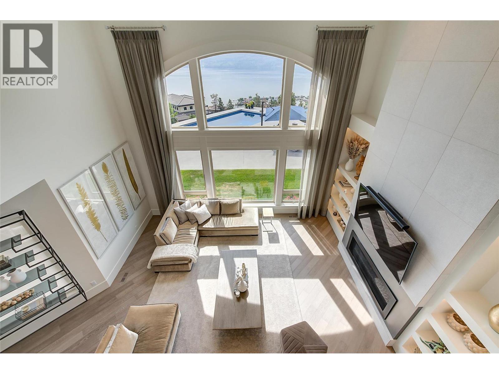 1520 Vineyard Drive. West Kelowna, British Columbia