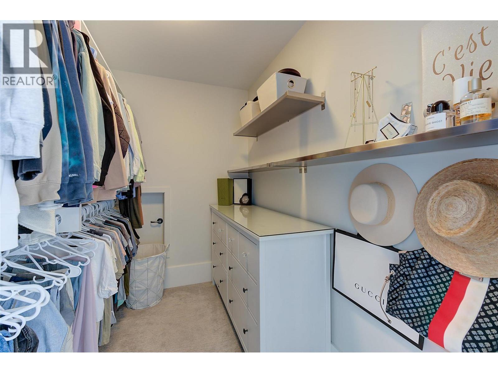 1520 Vineyard Drive. West Kelowna, British Columbia