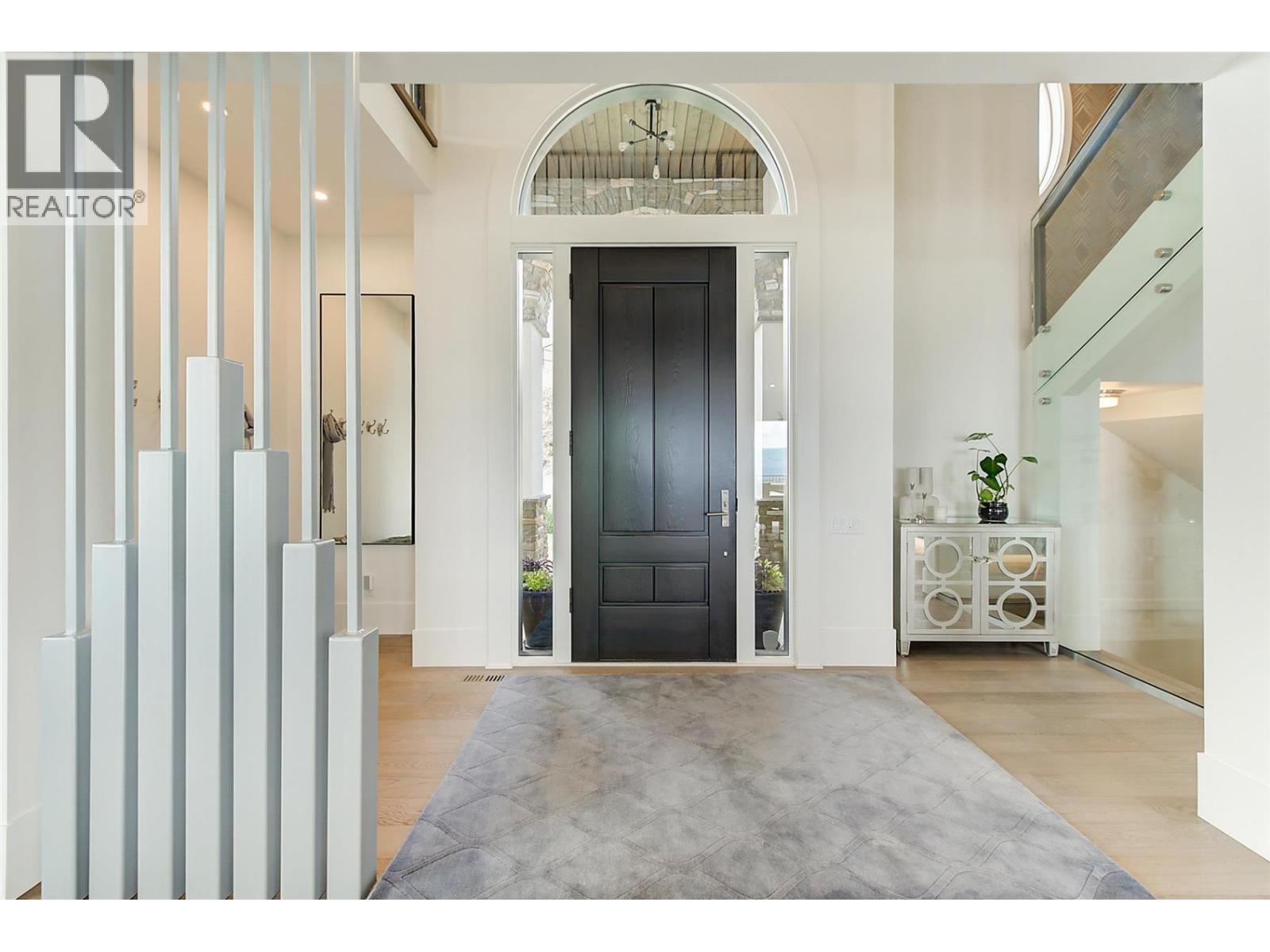 1520 Vineyard Drive. West Kelowna, British Columbia