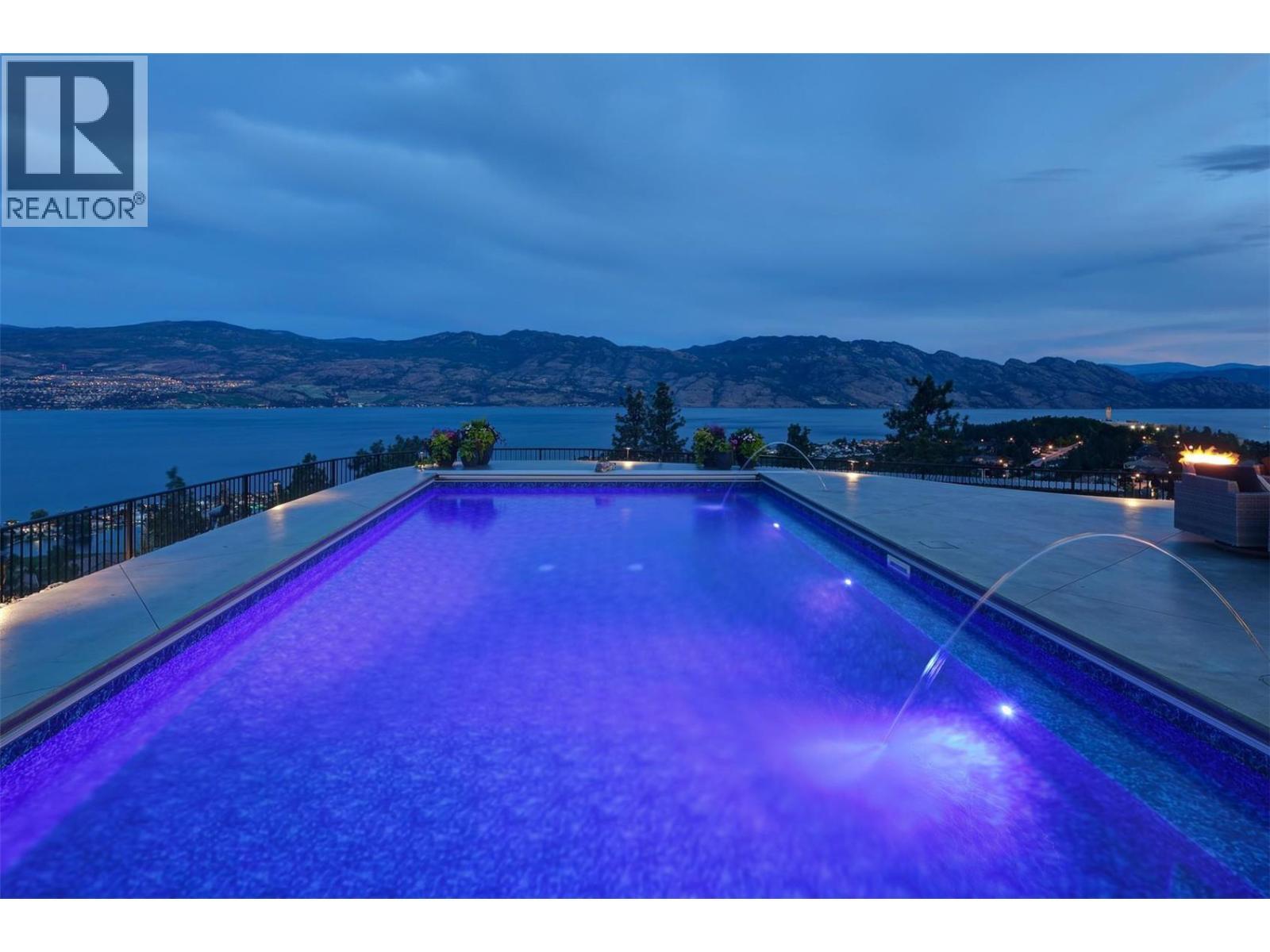 1520 Vineyard Drive. West Kelowna, British Columbia