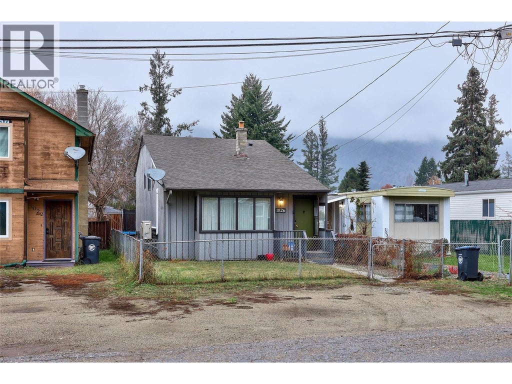 1026 Hillside Avenue, Chase