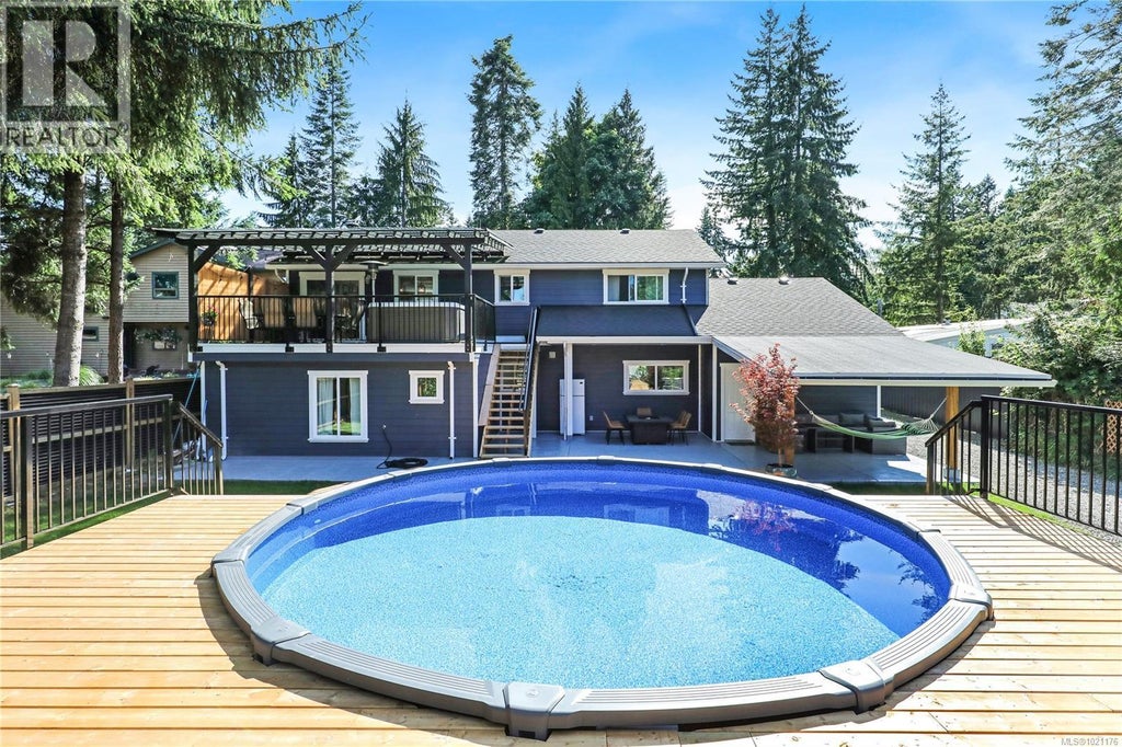 84 Leash Road, Courtenay