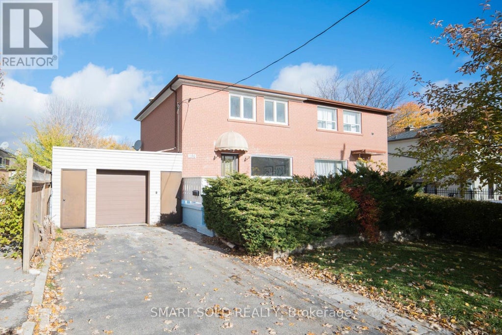 290 Axminster Drive, Richmond Hill (crosby)