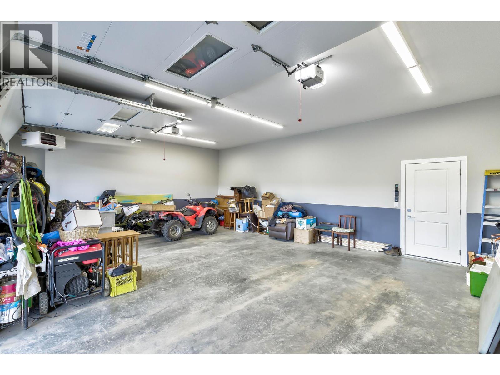 4555 Ottley Road. Lake Country, British Columbia