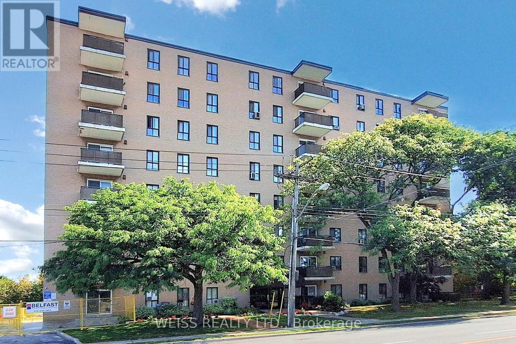 404 - 1101 Pharmacy Avenue, Toronto (wexford-Maryvale)