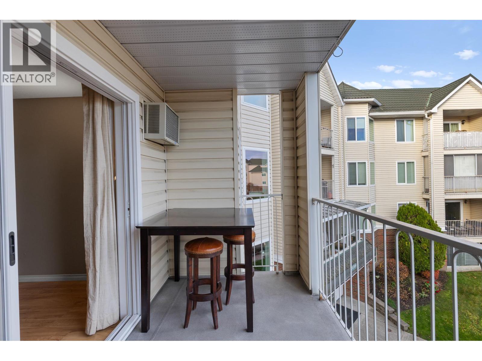 3163 Richter Street Unit# 308. Kelowna, British Columbia