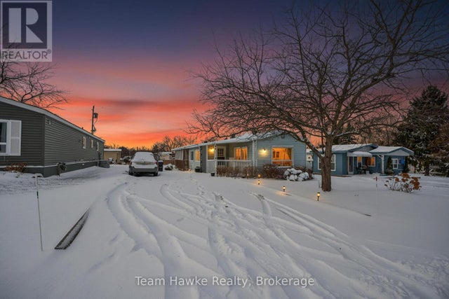 44 Northland Drive, Midland