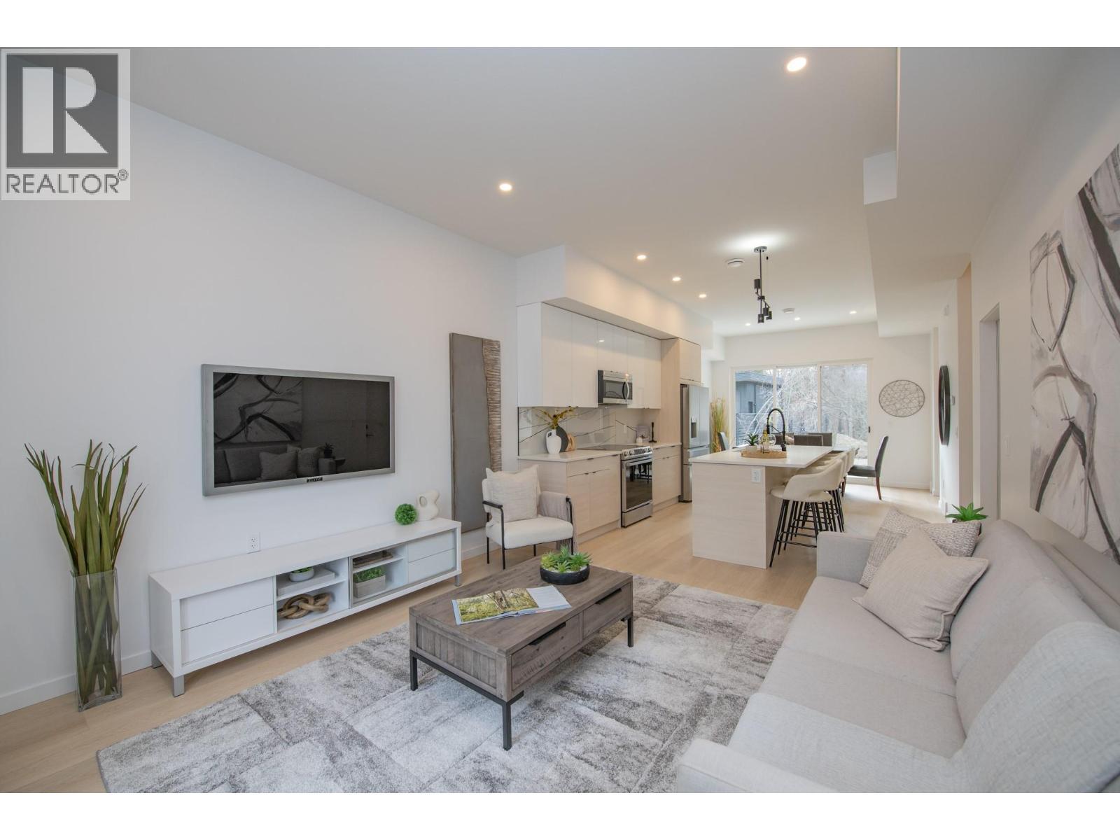 9188 Tronson Road Unit# 5. Vernon, British Columbia