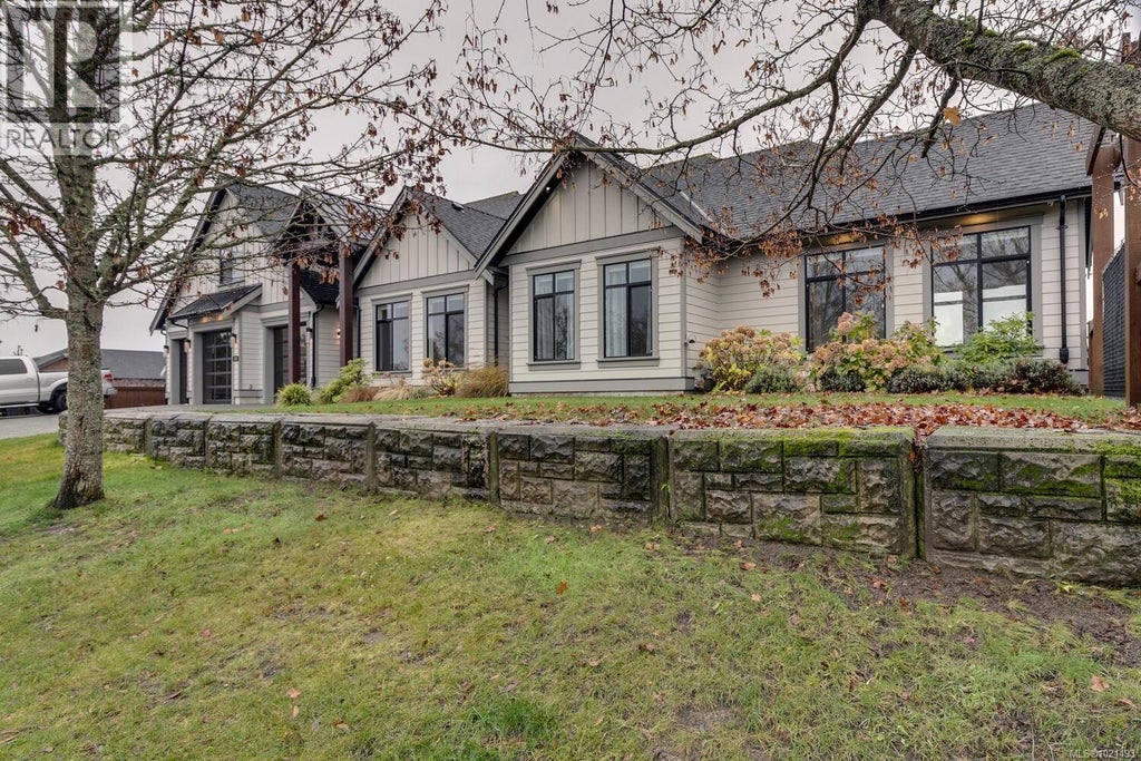 776 Hirst Avenue, Parksville