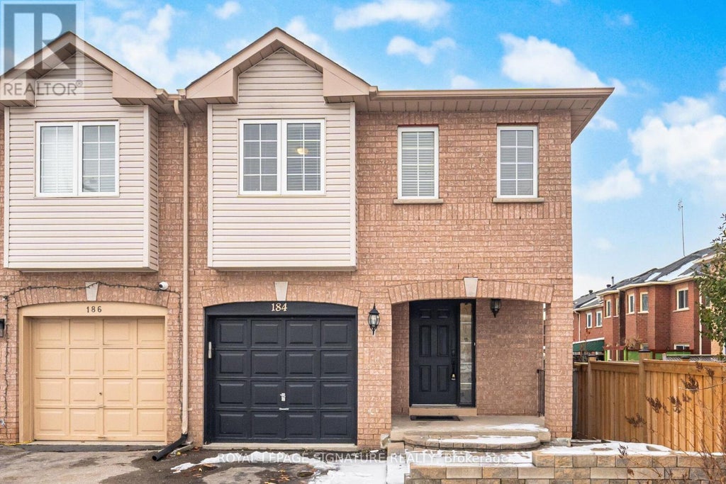 184 Lindenshire Avenue, Vaughan (maple)