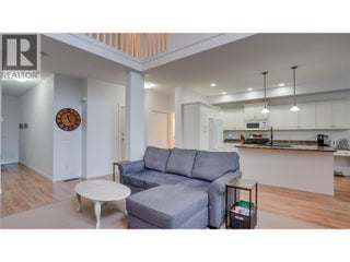 671 24 Street Ne Unit# 3. Salmon Arm, British Columbia