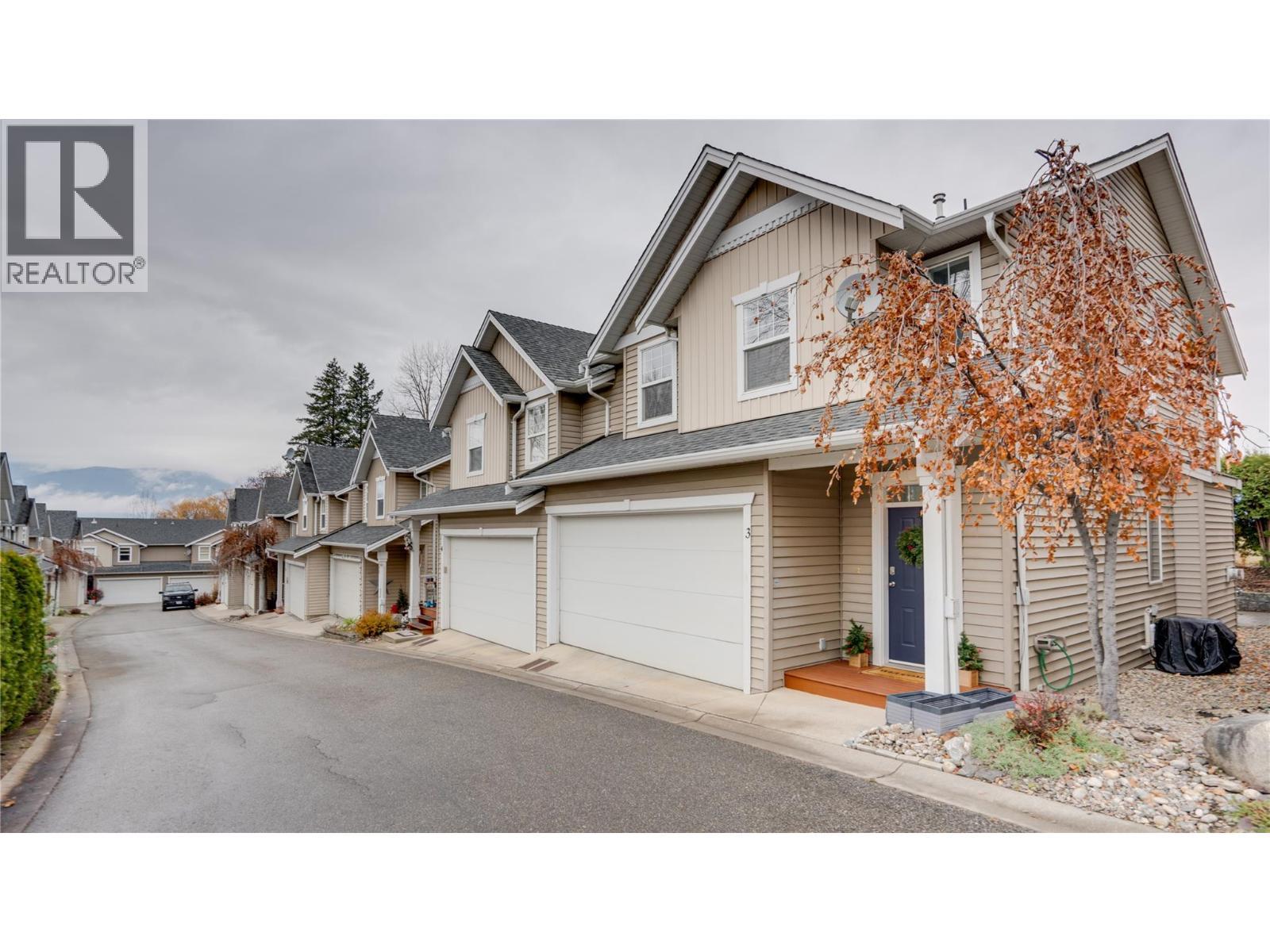 671 24 Street Ne Unit# 3. Salmon Arm, British Columbia