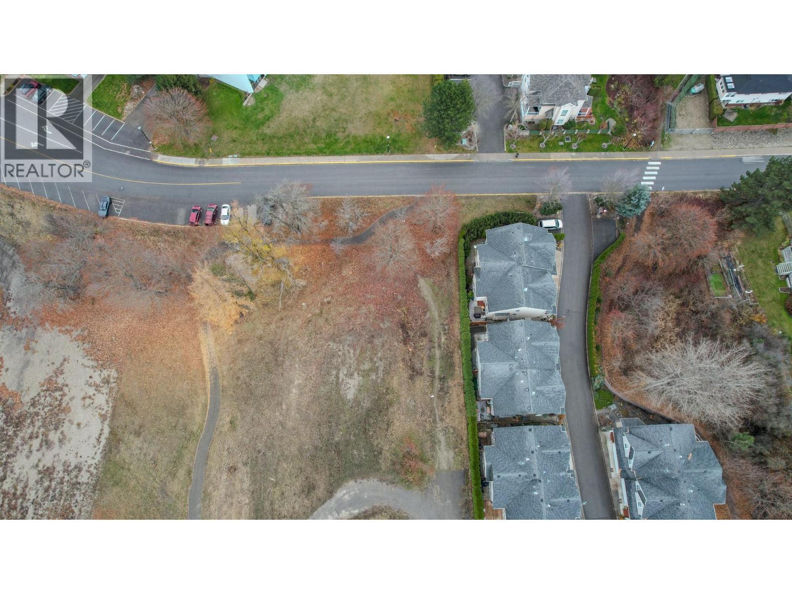 671 24 Street Ne Unit# 3. Salmon Arm, British Columbia