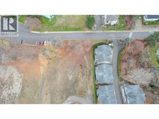 671 24 Street Ne Unit# 3. Salmon Arm, British Columbia