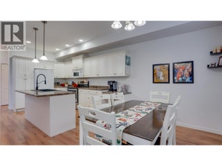 671 24 Street Ne Unit# 3. Salmon Arm, British Columbia