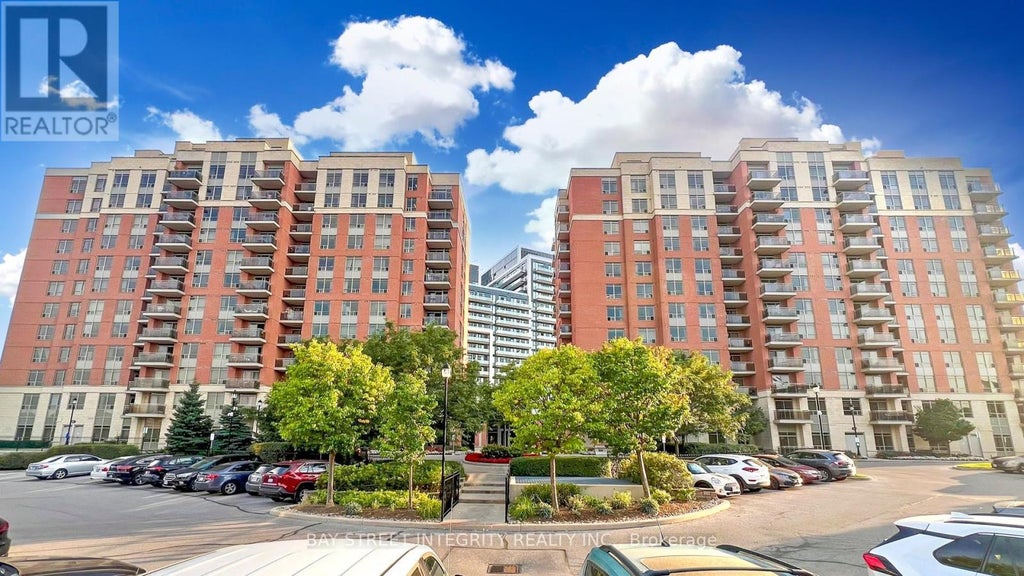 Ph01 - 75 King William Crescent, Richmond Hill (langstaff)